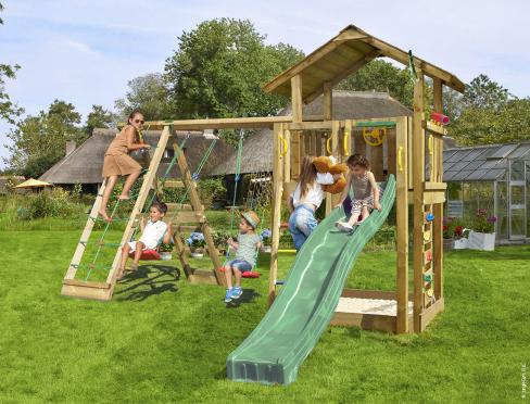 Jungle Chalet | Parque infantil de madera con columpios y red de escalada