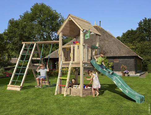 Jungle Club | Parque infantil de madera con columpio y red de escalada