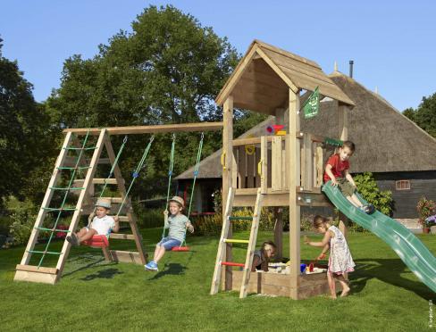 Jungle Club | Parque infantil de madera con columpios y red de escalada