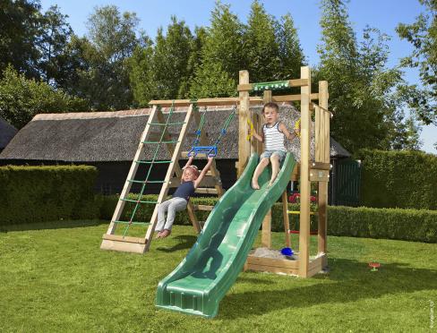 Jungle Tower | Parque infantil de madera con columpio y red de escalada