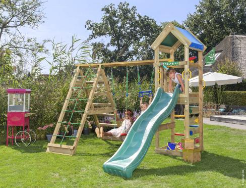 Jungle Patio | Parque infantil de madera con columpios y red de escalada