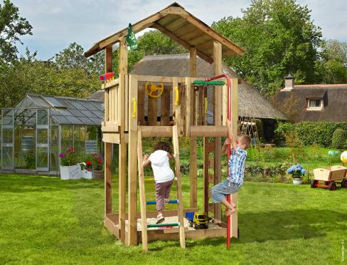Jungle Chalet | Parque infantil de madera con poste de bombero